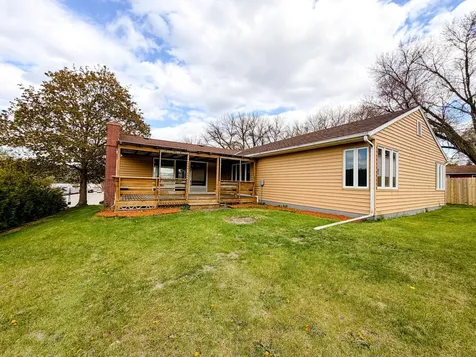 821 Park Street Jackson MN 56143