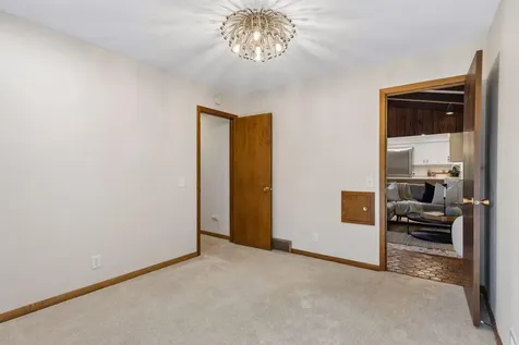 8 Sandpiper Lane North Oaks MN 55127