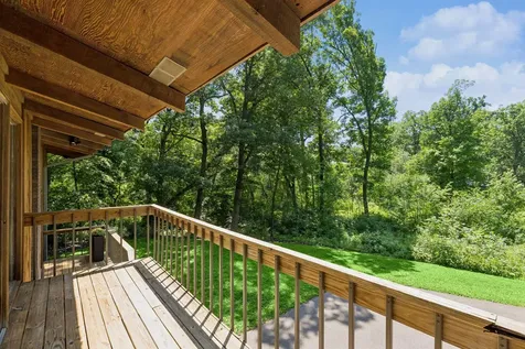 8 Sandpiper Lane North Oaks MN 55127
