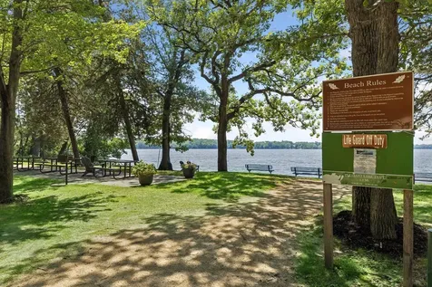 8 Sandpiper Lane North Oaks MN 55127