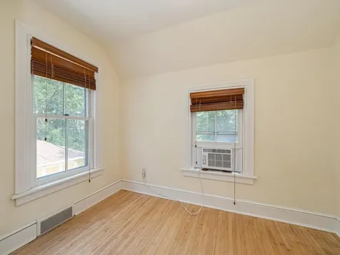 270 Maria Avenue Saint Paul MN 55106