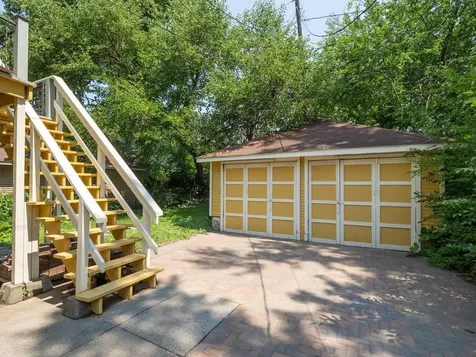 270 Maria Avenue Saint Paul MN 55106