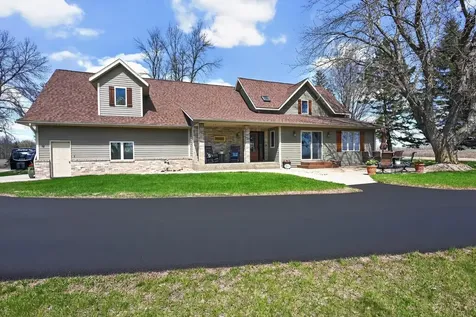 1608 E Lake Jessie Road SE Alexandria MN 56308