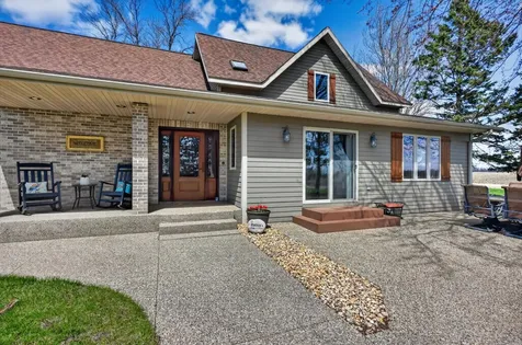 1608 E Lake Jessie Road SE Alexandria MN 56308