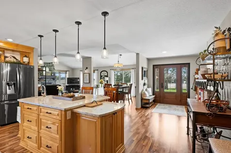 1608 E Lake Jessie Road SE Alexandria MN 56308