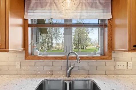 1608 E Lake Jessie Road SE Alexandria MN 56308