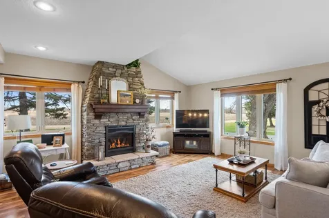 1608 E Lake Jessie Road SE Alexandria MN 56308