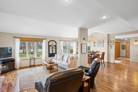 1608 E Lake Jessie Road SE Alexandria MN 56308