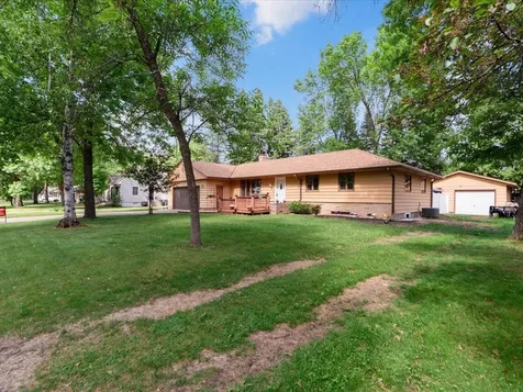 1829 Graydon Avenue Brainerd MN 56401