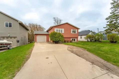 1224 N Marien Street Fergus Falls MN 56537