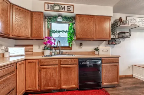 1224 N Marien Street Fergus Falls MN 56537