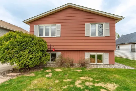 1224 N Marien Street Fergus Falls MN 56537
