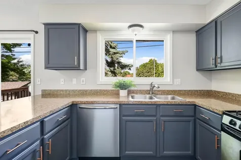 18005 Empire Trail Farmington MN 55024