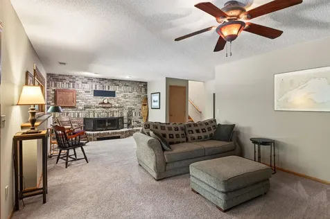 3286 York Alcove Woodbury MN 55125