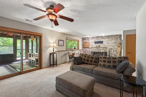 3286 York Alcove Woodbury MN 55125