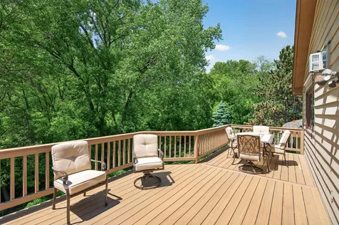 3286 York Alcove Woodbury MN 55125