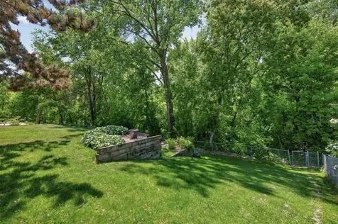 3286 York Alcove Woodbury MN 55125
