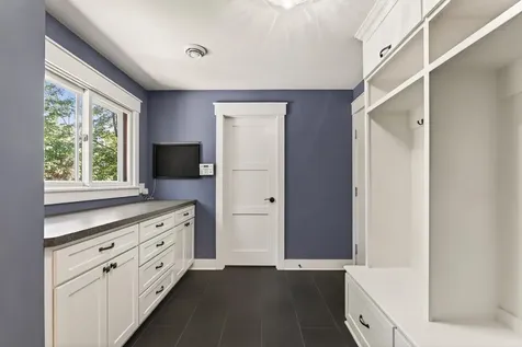8955 Quinn Road Chanhassen MN 55317