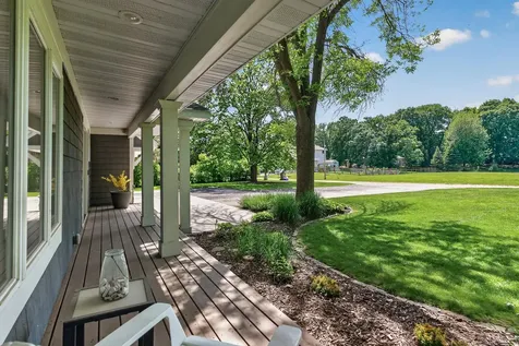 8955 Quinn Road Chanhassen MN 55317