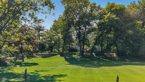 8955 Quinn Road Chanhassen MN 55317