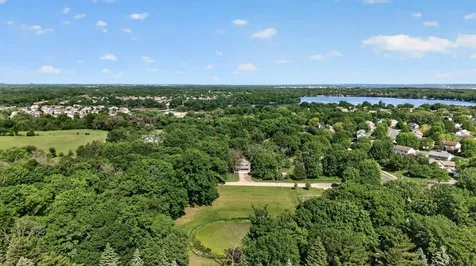 8955 Quinn Road Chanhassen MN 55317