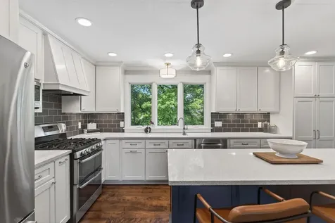 8955 Quinn Road Chanhassen MN 55317