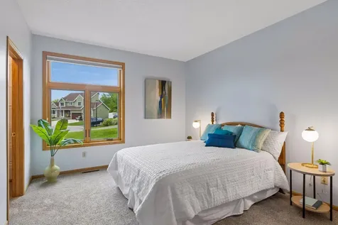 10947 Alexandra Court Inver Grove Heights MN 55077