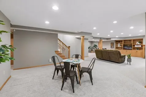 10947 Alexandra Court Inver Grove Heights MN 55077