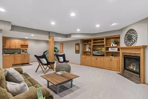 10947 Alexandra Court Inver Grove Heights MN 55077