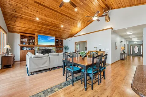 24560 Cedar Point Road New Prague MN 56071