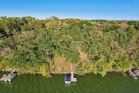 24560 Cedar Point Road New Prague MN 56071