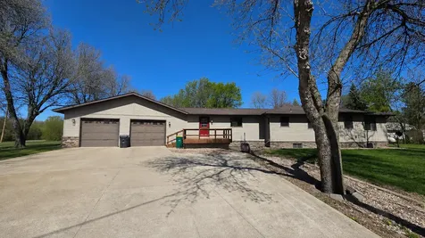 211 13th Street Heron Lake MN 56137
