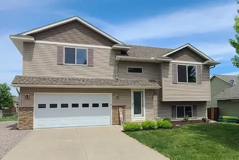 202 Summerfield Lane Waverly MN 55390