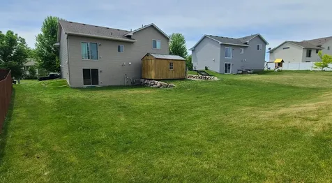 202 Summerfield Lane Waverly MN 55390