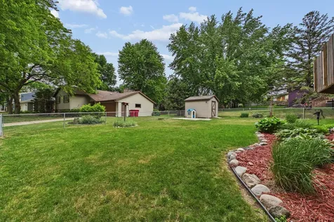3301 Knob Lane NW Rochester MN 55901