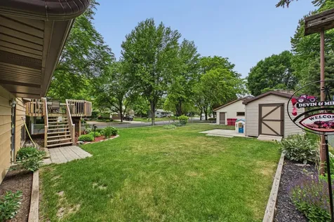 3301 Knob Lane NW Rochester MN 55901