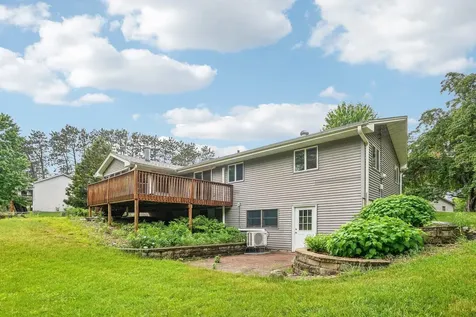 5489 270th Street Wyoming MN 55092