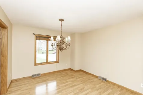 3608 21st Street S Fargo ND 58104
