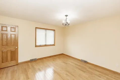 3608 21st Street S Fargo ND 58104