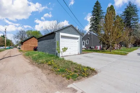 610 SE 15th Street Brainerd MN 56401