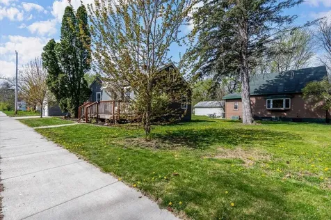 610 SE 15th Street Brainerd MN 56401