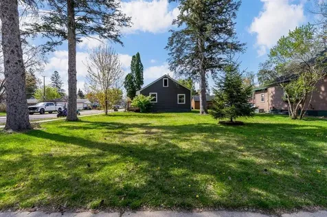 610 SE 15th Street Brainerd MN 56401