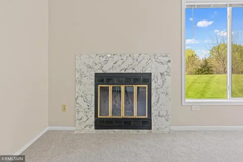 1421 Granada Trail N Oakdale MN 55128