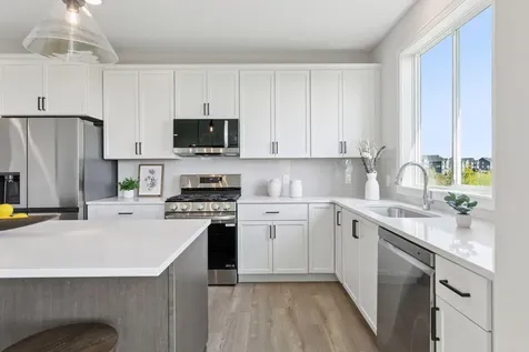 10115 Blackmoor Road Woodbury MN 55129