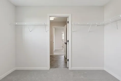 10115 Blackmoor Road Woodbury MN 55129