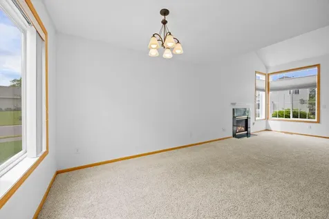 9804 Hamlet Lane S Cottage Grove MN 55016