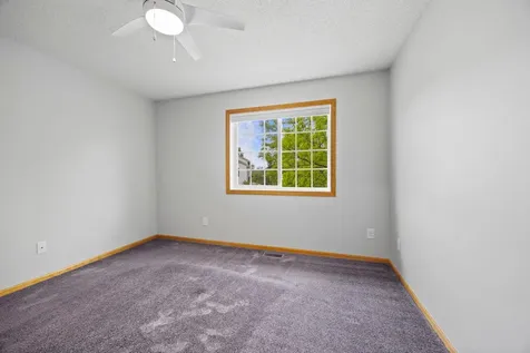 9804 Hamlet Lane S Cottage Grove MN 55016