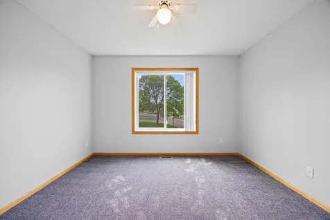 9804 Hamlet Lane S Cottage Grove MN 55016