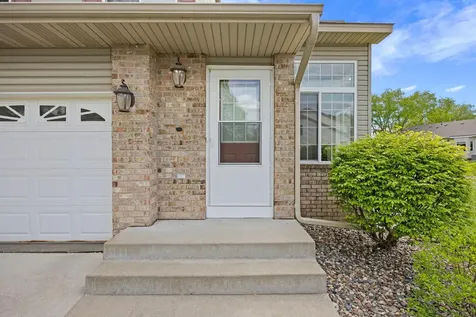 9804 Hamlet Lane S Cottage Grove MN 55016