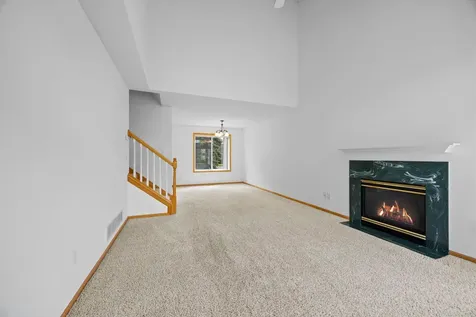 9804 Hamlet Lane S Cottage Grove MN 55016